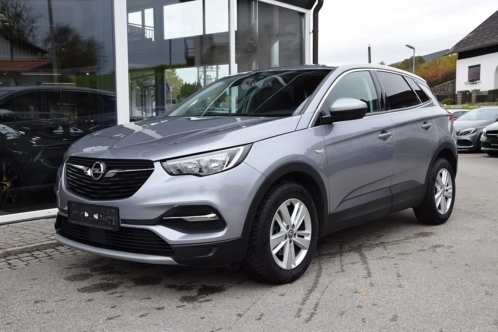 Opel Grandland X 1,2 Turbo Direct Injection Innovation Start/Sto... Grau - 2
