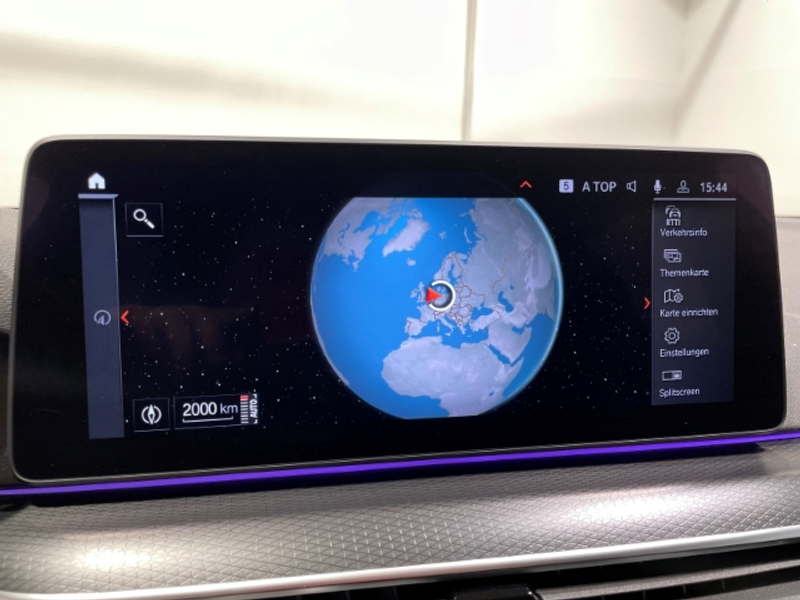 BMW 540 D Touring xDrive M Sport Leder LED StandHZ — photo 9