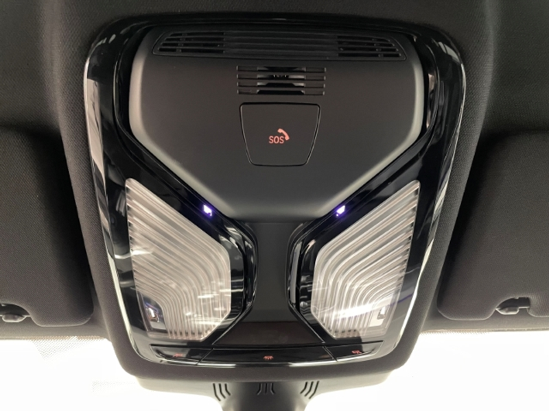 BMW 540 D Touring xDrive M Sport Leder LED StandHZ — photo 12