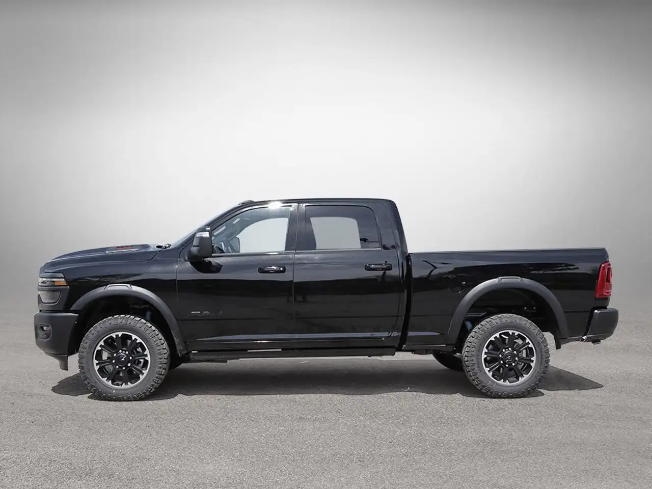 RAM 2500 снимка RAM 2500
