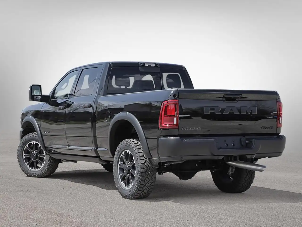 RAM 2500 снимка RAM 2500