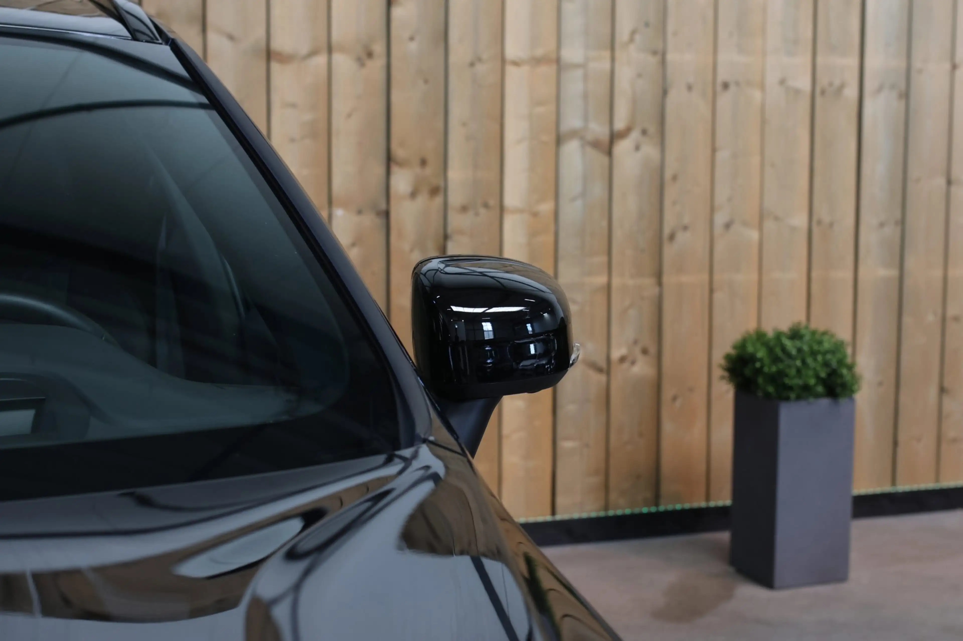 Volvo XC60 2.0 T8 Plug-in hybrid AWD Ultra Black Edition *B&W — photo 12