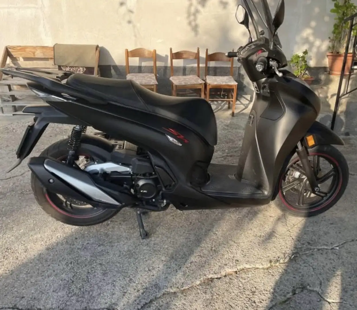 Honda SH 350i Sport - 2