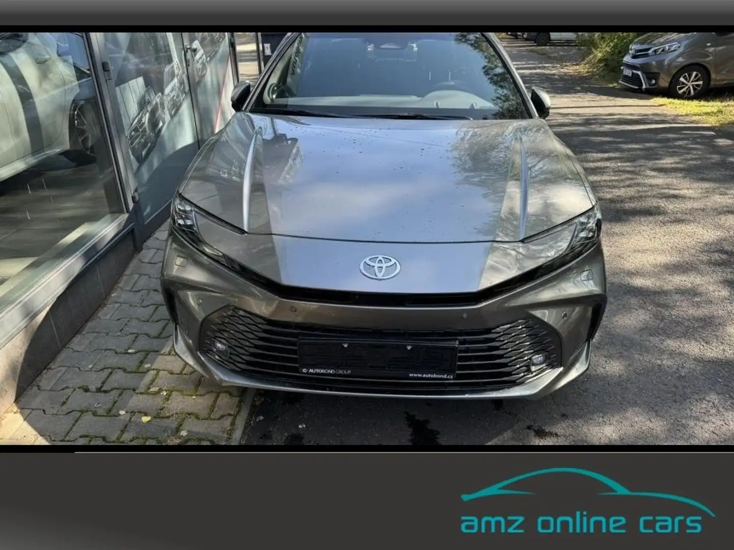 Toyota Camry Comfort 2.5 Hybrid 218PS Facelift Klima Grau - 1