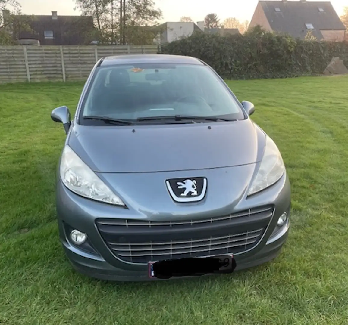 Peugeot 207 1.4 Benzine bj2011 Euro 5 - 66.000km Airco Gris - 1