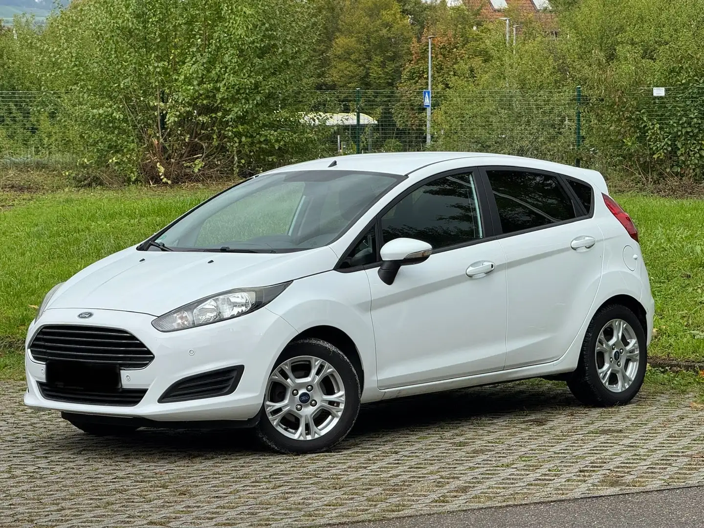 Ford Fiesta 1.0 EcoBoost Start-Stop SYNC Edition guter Zustand Bianco - 1