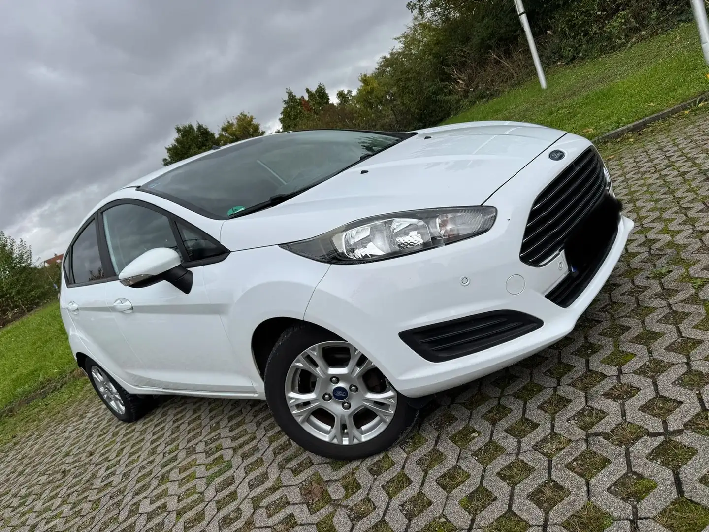 Ford Fiesta 1.0 EcoBoost Start-Stop SYNC Edition guter Zustand Bianco - 2