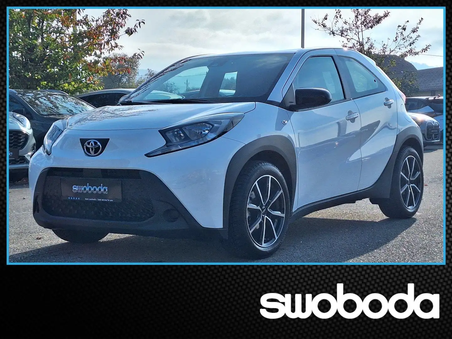 Toyota Aygo X 1,0 Play Weiß - 1