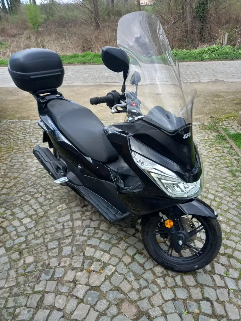 Honda PCX 125 Siyah - 1
