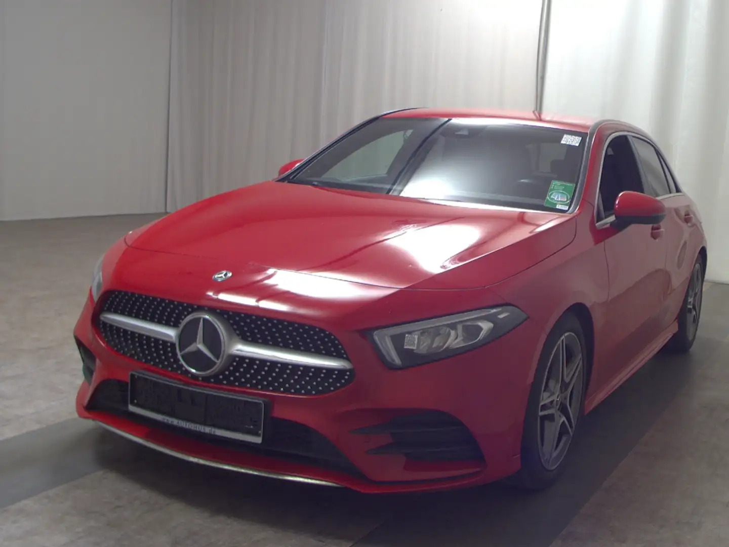 Mercedes-Benz A 220 d 4M AMG-Line MBUX Navi RFK LED Distr.+ Roşu - 2