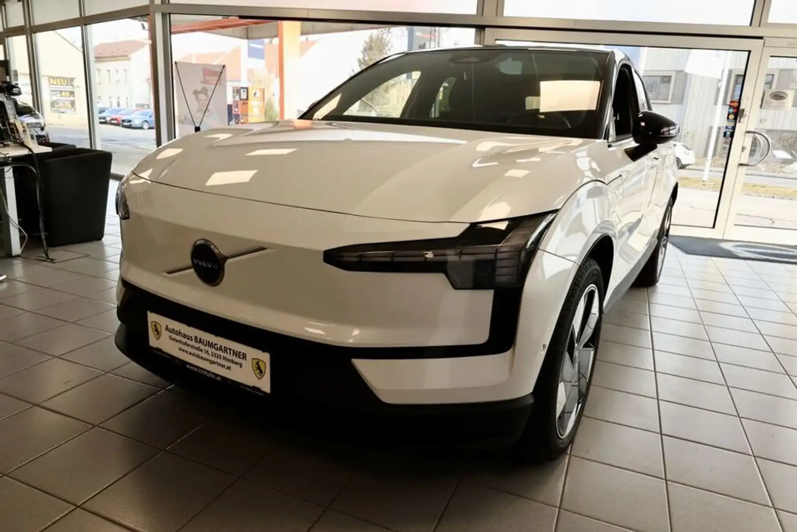Volvo EX30 AWD Performance Ultra Blanc - 2