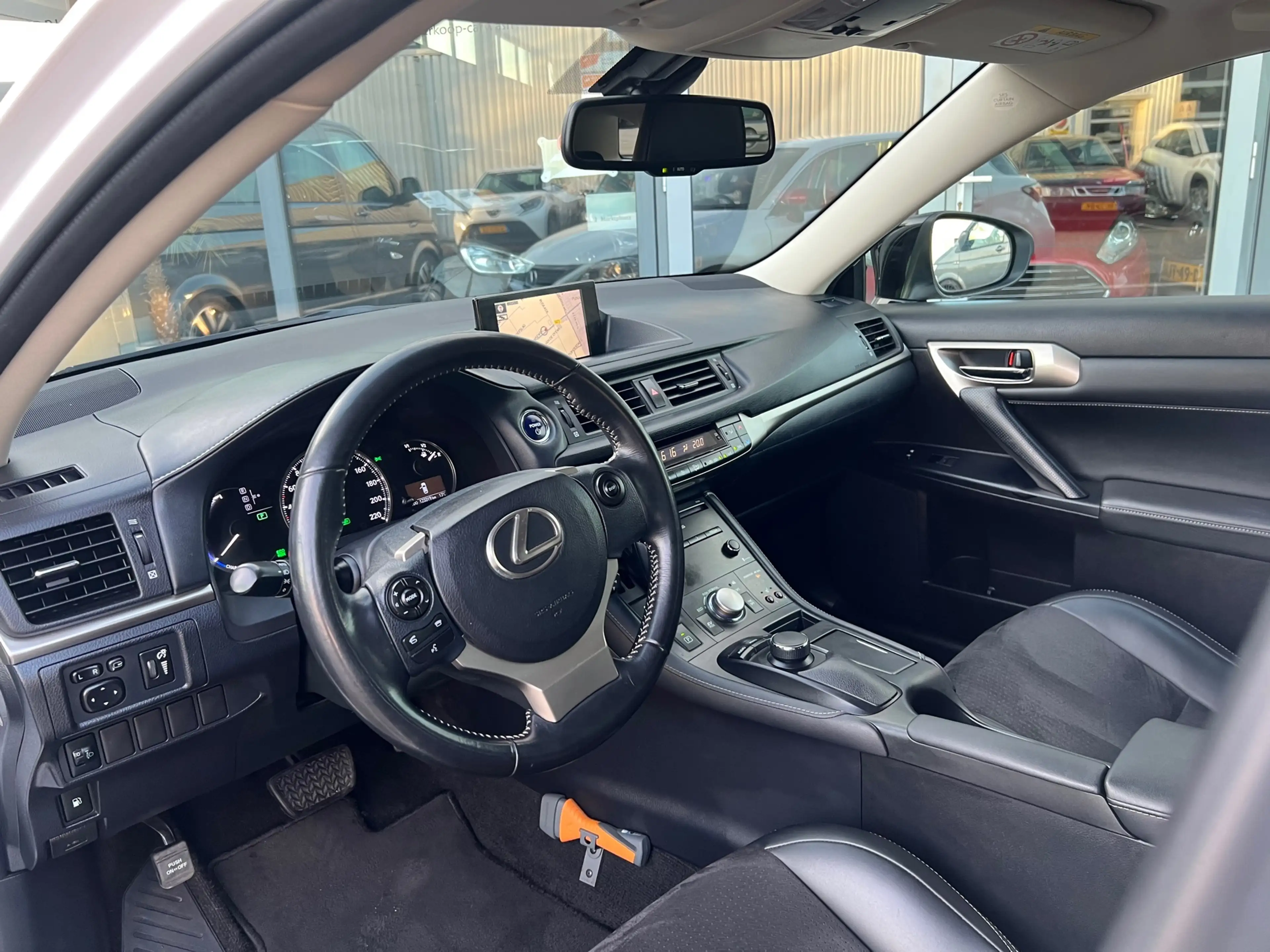 Lexus CT 200h Sport Edition NAVI | HALFLEEF | CLIMA | CRUISE | V — photo 8