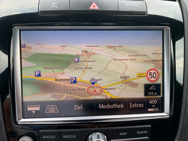 Volkswagen Touareg V6 TDI BMT*SiHz*360°Cam* — photo 36