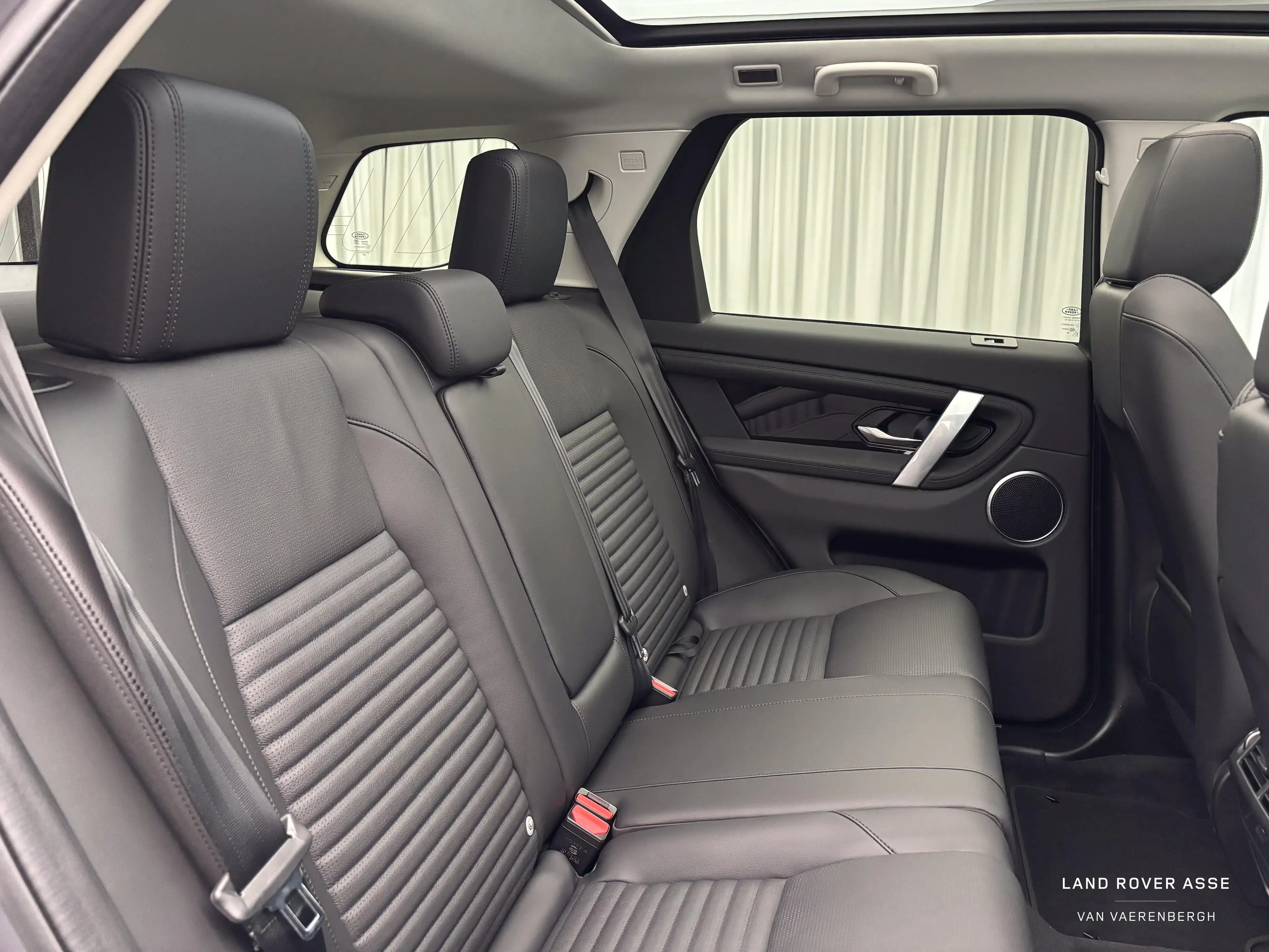 Land Rover Discovery Sport P270e S AWD Auto. 25.5MY — photo 5