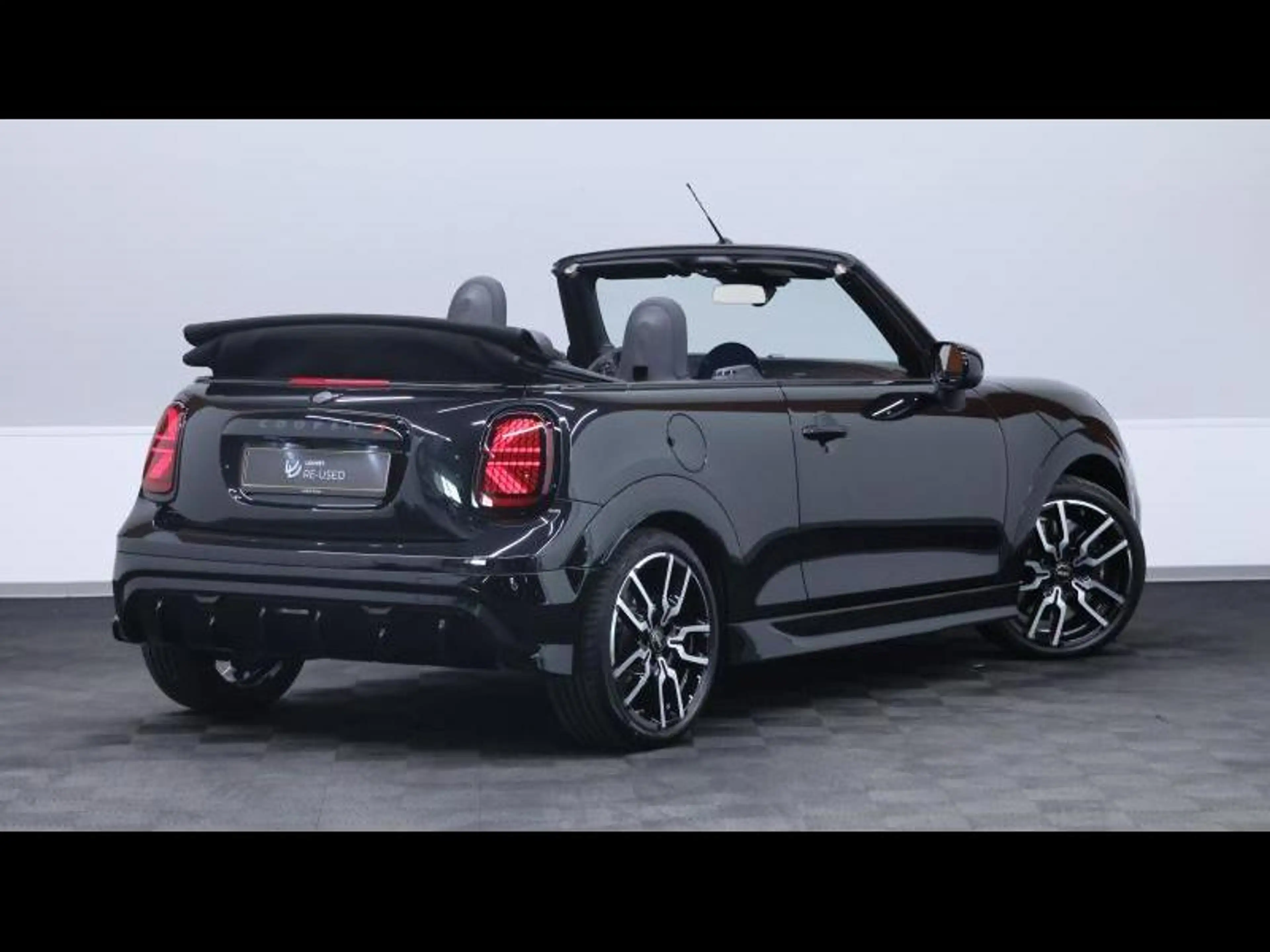MINI Cooper S Cabrio Convertible JCW Pack Steptronic — photo 13