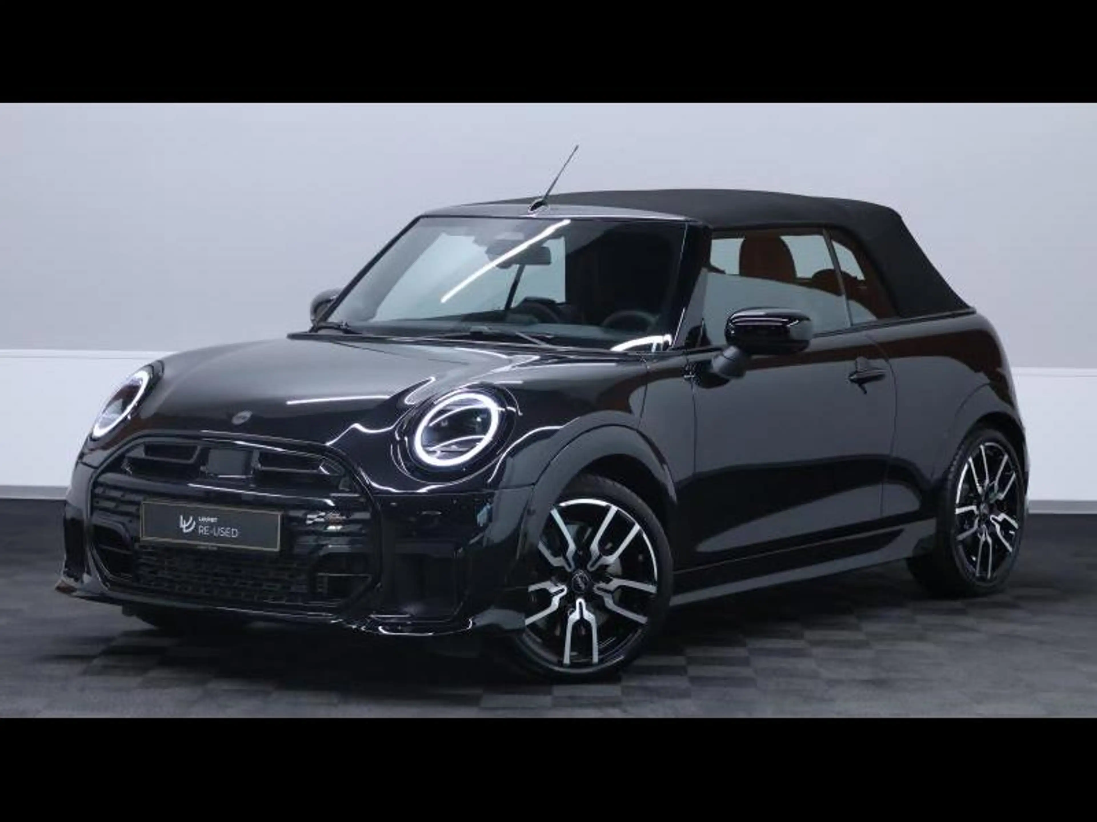 MINI Cooper S Cabrio Convertible JCW Pack Steptronic — photo 3