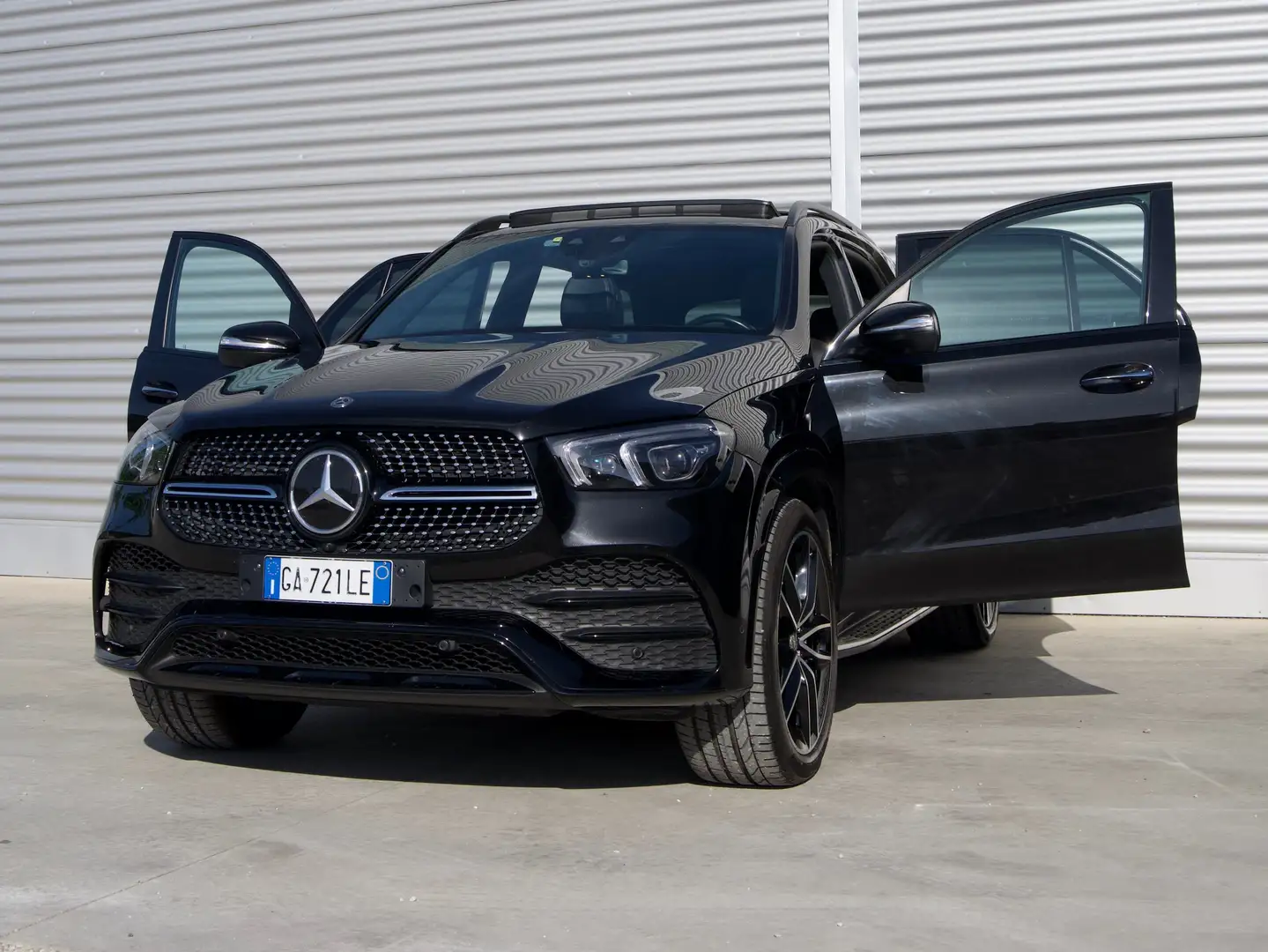 Mercedes-Benz GLE 400 GLE - V167 2019 d Premium 4matic Black - 2