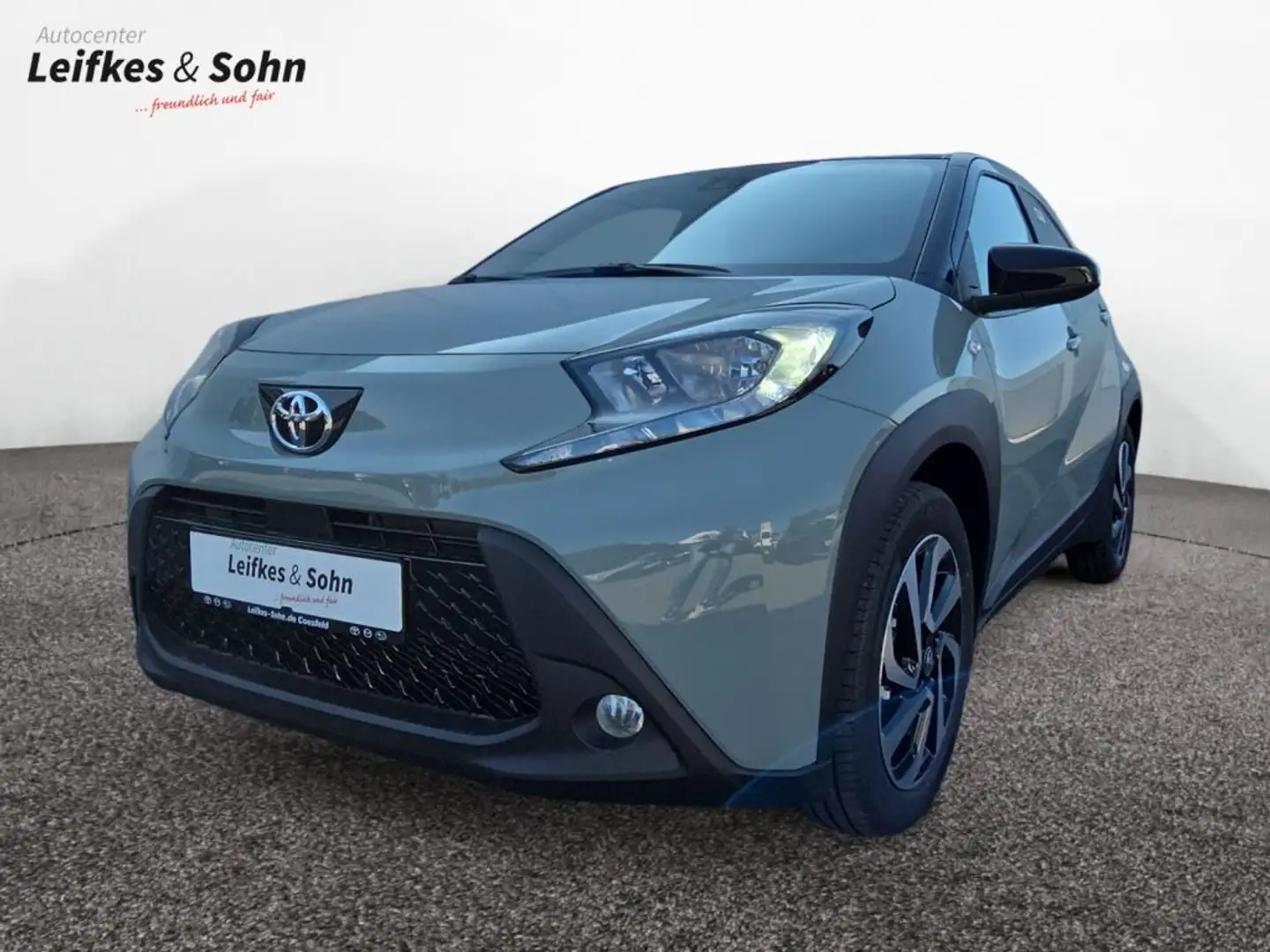 Toyota Aygo X Teamplayer Groen - 1