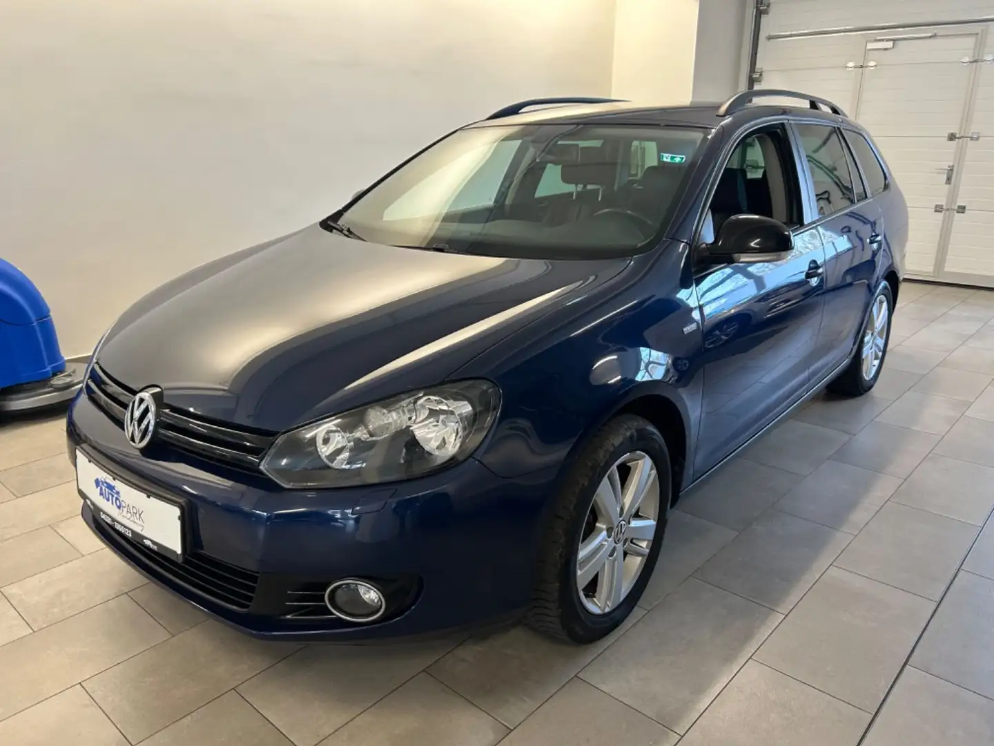Volkswagen Golf VI Variant Match Blau - 1