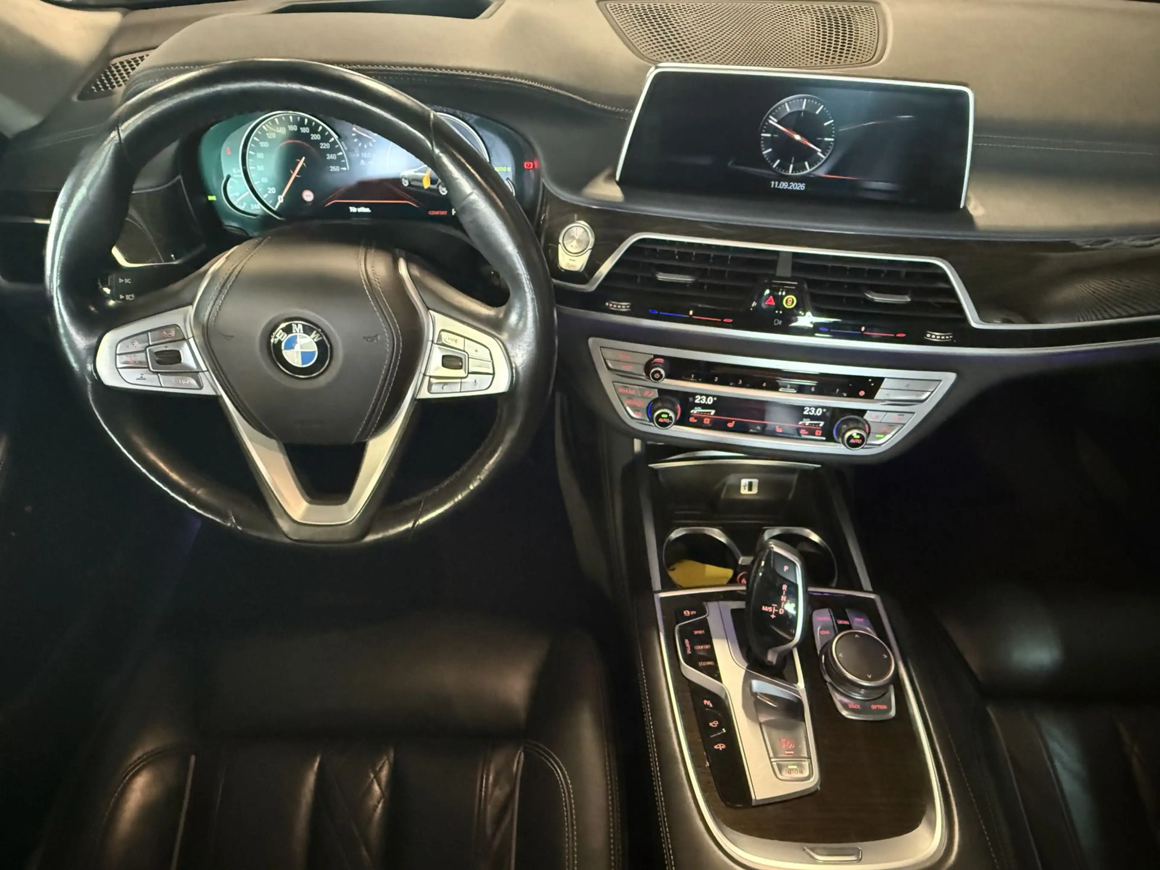 BMW 740 d xDrive Laser/360°/HUD/Massage/Navi/Memory — photo 15
