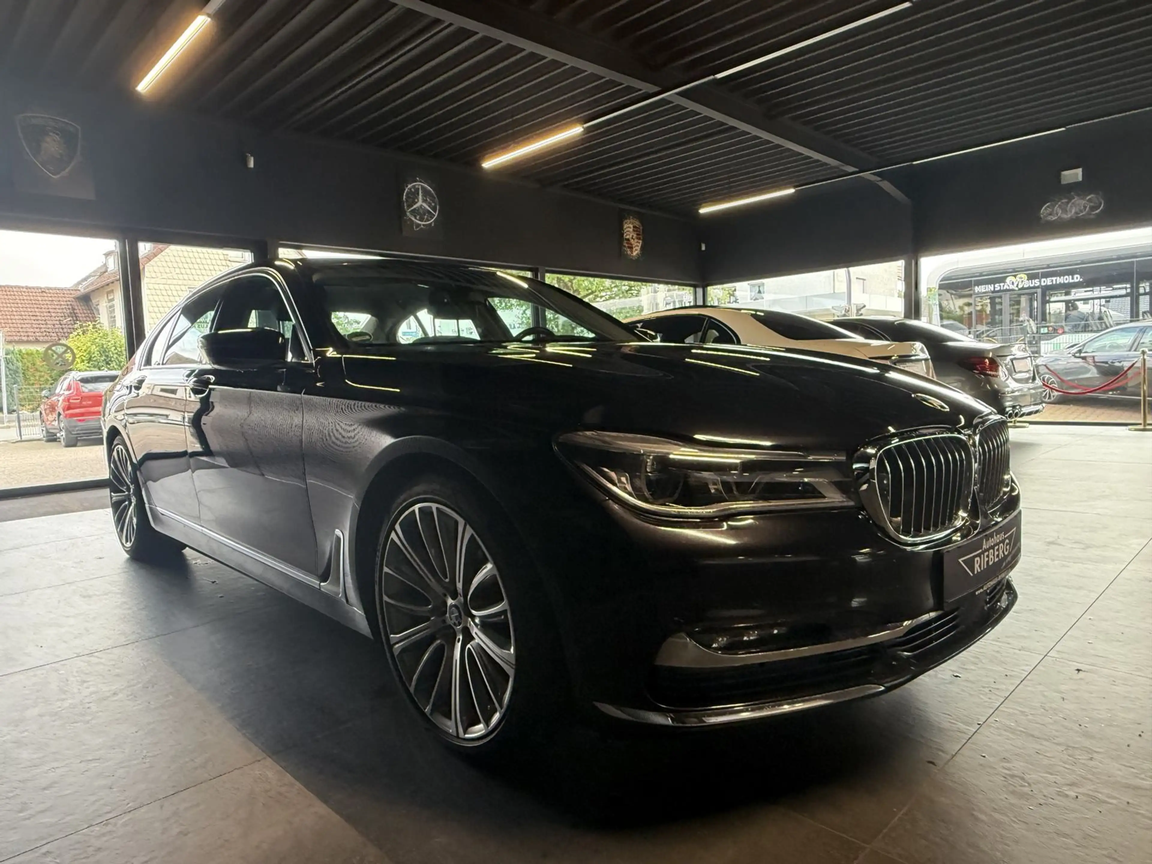 BMW 740 d xDrive Laser/360°/HUD/Massage/Navi/Memory — photo 3