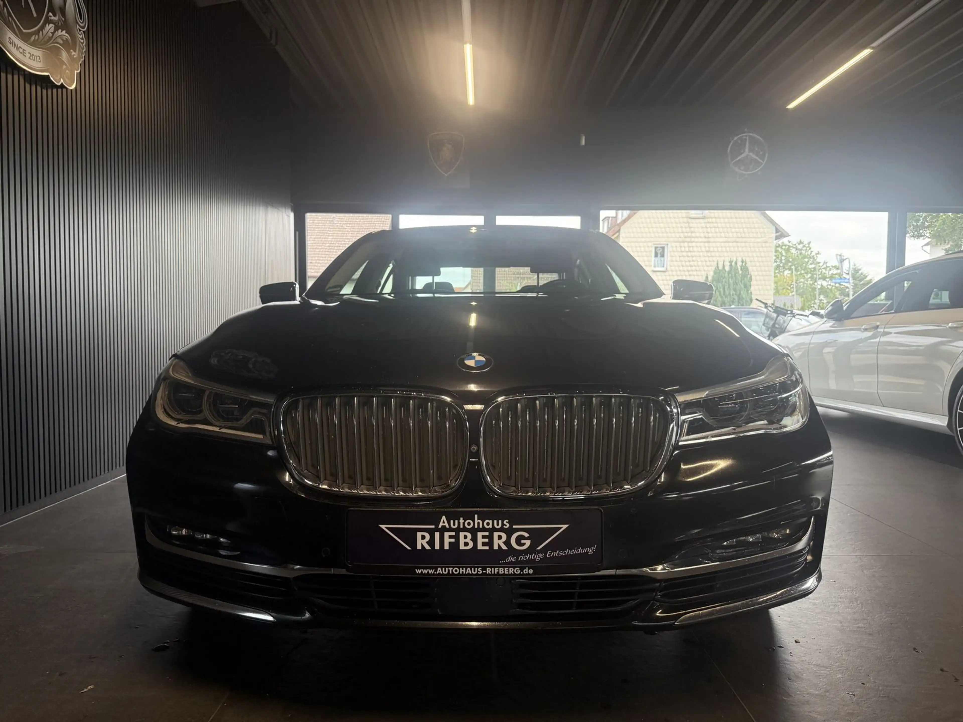 BMW 740 d xDrive Laser/360°/HUD/Massage/Navi/Memory — photo 2