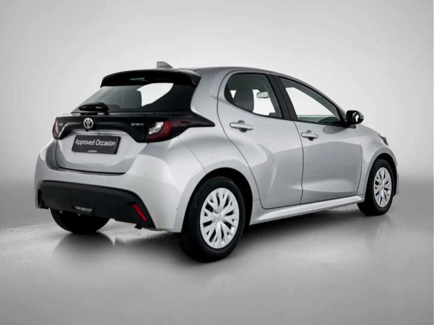 Toyota Yaris 1.5 Hybrid Active Limited Adaptove Cruise | Apple Zilver - 2