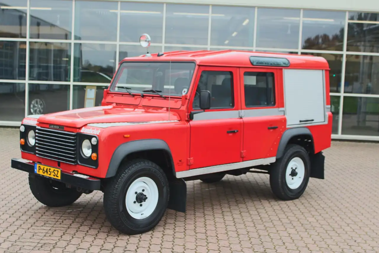 Land Rover Defender 3.5 V8 110" County Brandweer Rosenbauer ombouw 25., foto 3