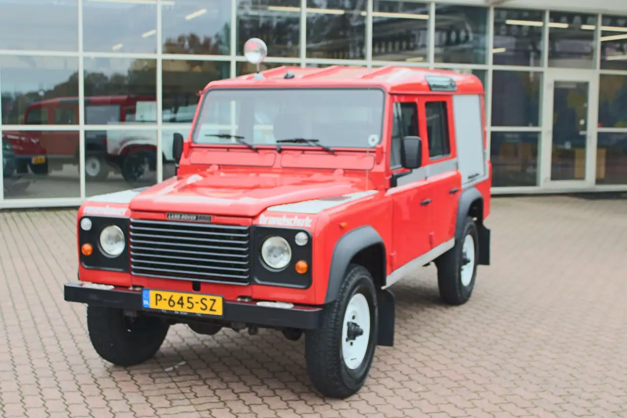Land Rover Defender 3.5 V8 110" County Brandweer Rosenbauer ombouw 25., foto 4