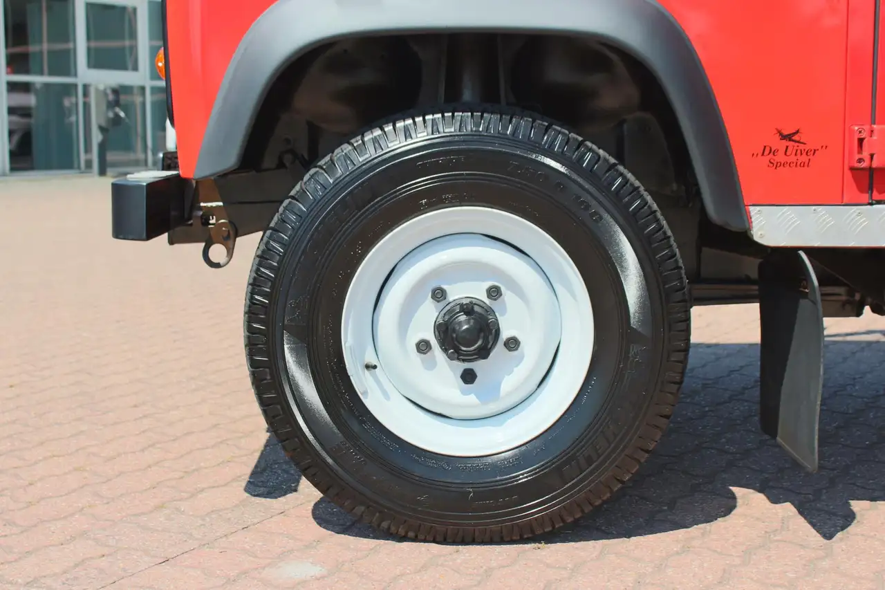 Land Rover Defender 3.5 V8 110" County Brandweer Rosenbauer ombouw 25., foto 7