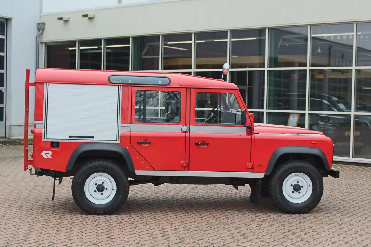 Land Rover Defender 3.5 V8 110" County Brandweer Rosenbauer ombouw 25., foto 9