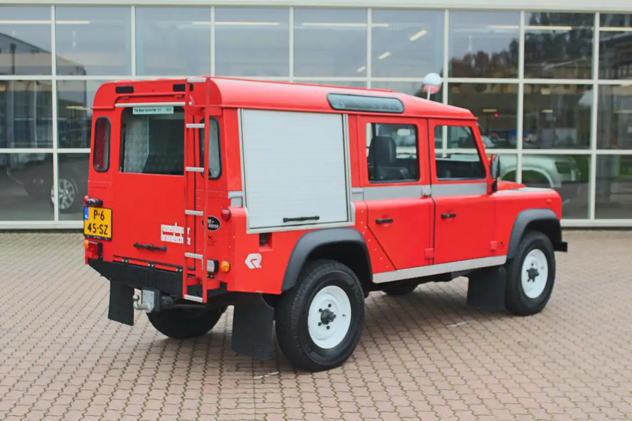 Land Rover Defender 3.5 V8 110" County Brandweer Rosenbauer ombouw 25., foto 8