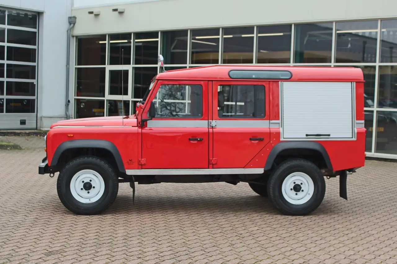 Land Rover Defender 3.5 V8 110" County Brandweer Rosenbauer ombouw 25., foto 6