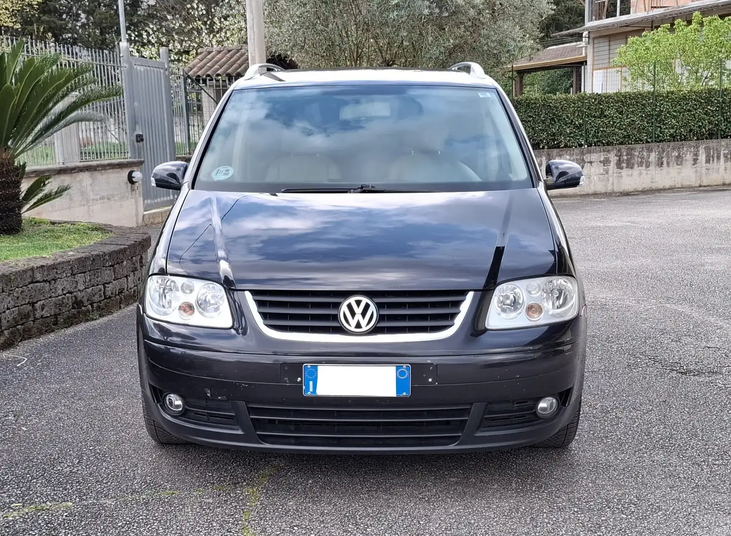 Volkswagen Touran 2.0 TDI 7 Posti 140cv Schwarz - 2