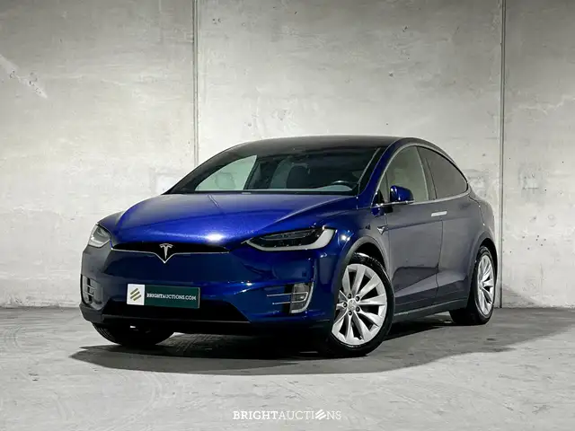 Tesla Model X 90D Base 6p.