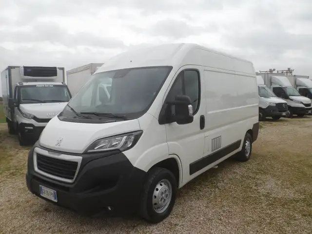 Fiat Ducato furgone medio alto