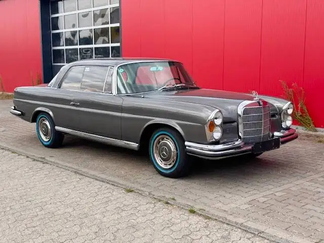 Mercedes-Benz 250 250 SE Coupe, W 111, Restauriert