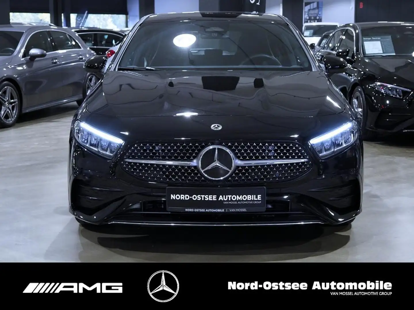 Mercedes-Benz A 200 AMG LED KAMERA AMBIENTE ALARMANLAGE Schwarz - 2