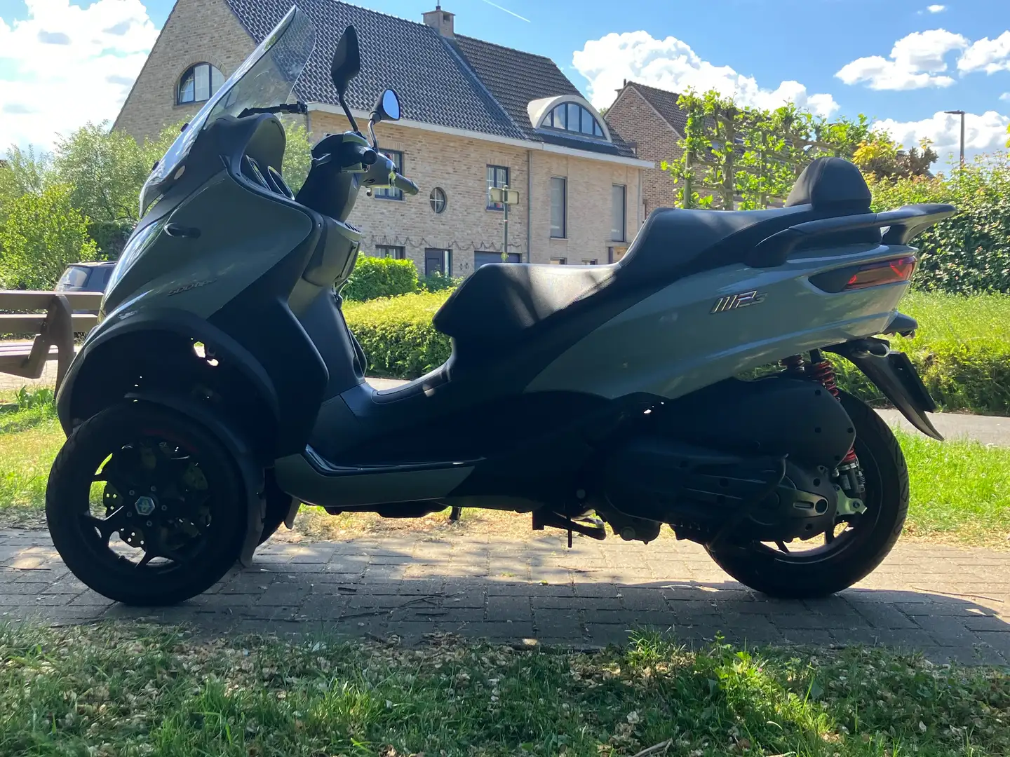 Piaggio MP3 500 Mp3 hpe 500 sport Grau - 2