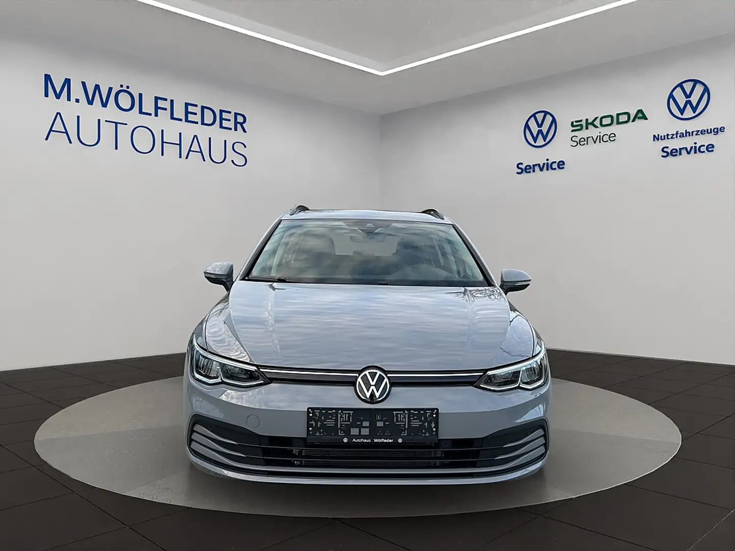 Volkswagen Golf Variant 1,0 eTSI Life DSG Grau - 2