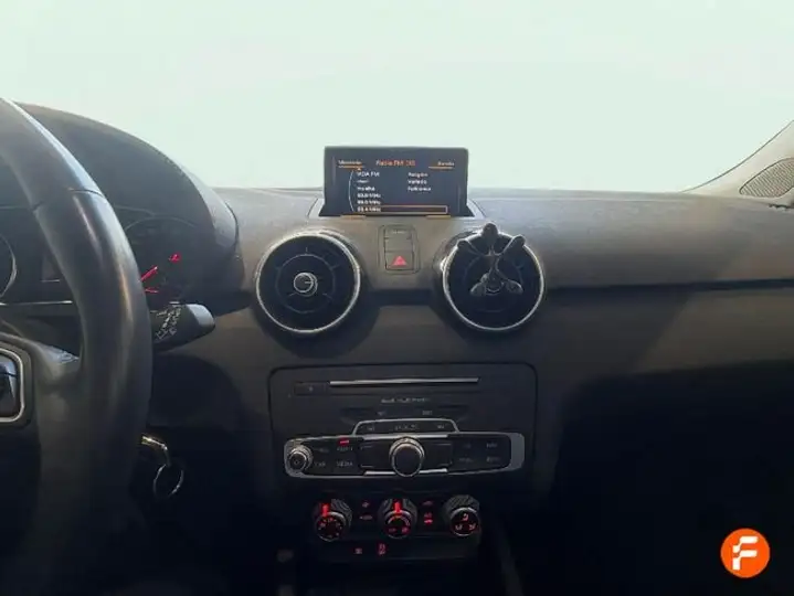 Audi A1 1.6 TDI Adrenalin 2018, foto 13