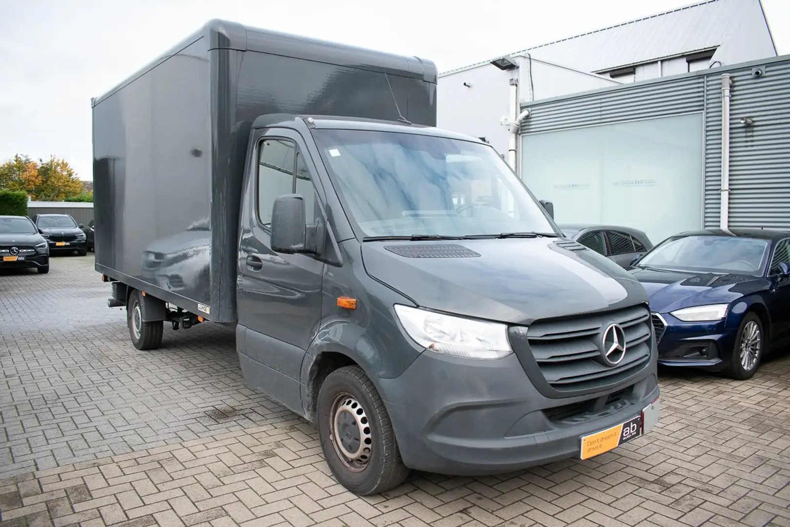 Mercedes-Benz Sprinter 316 2.1CDI BOX/KOFFER/CAISSE/MEUBELBAK+LIFT,CAMERA Grijs - 2