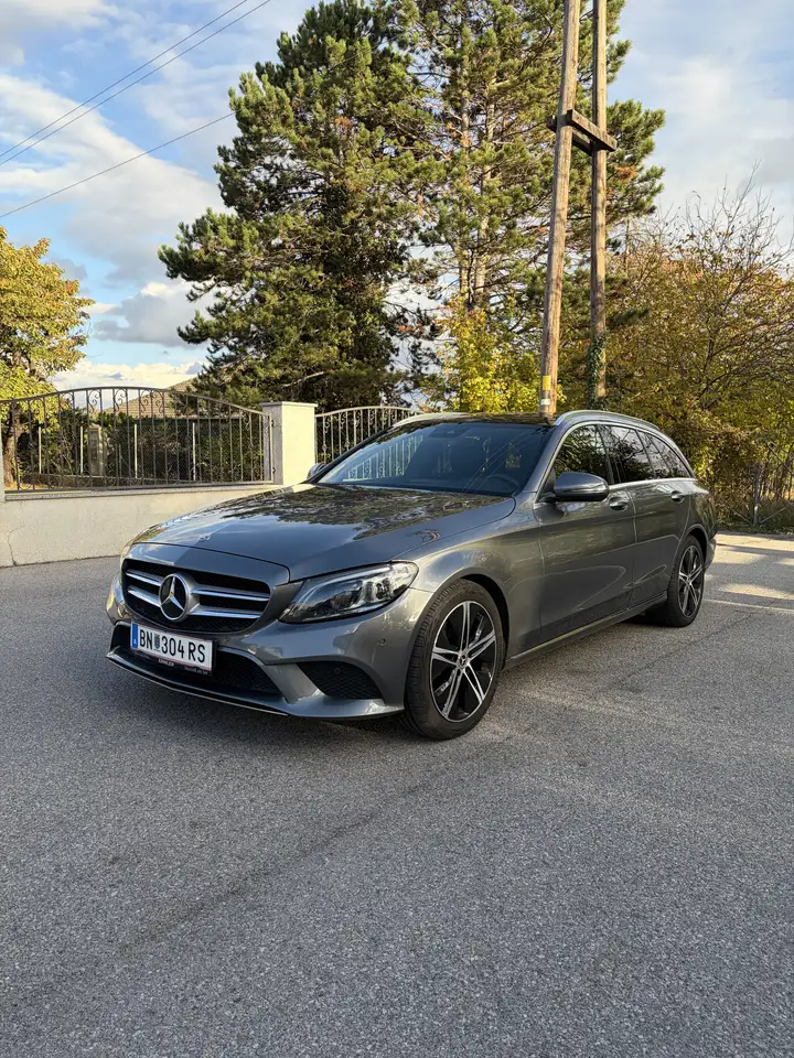 Mercedes-Benz C 220