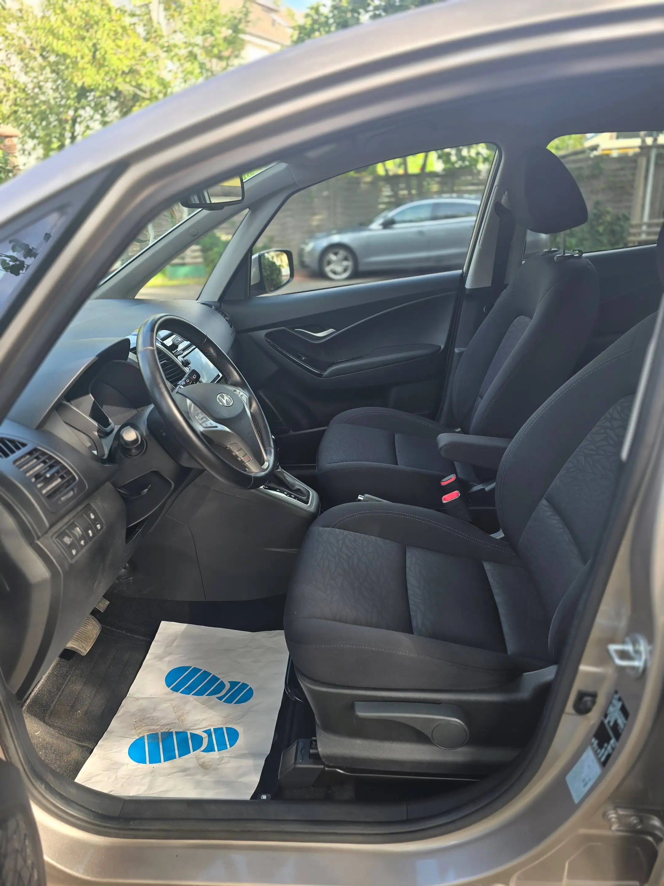 Hyundai iX20 ix20 1.6 Automatik Style,Erste Hand. — photo 7