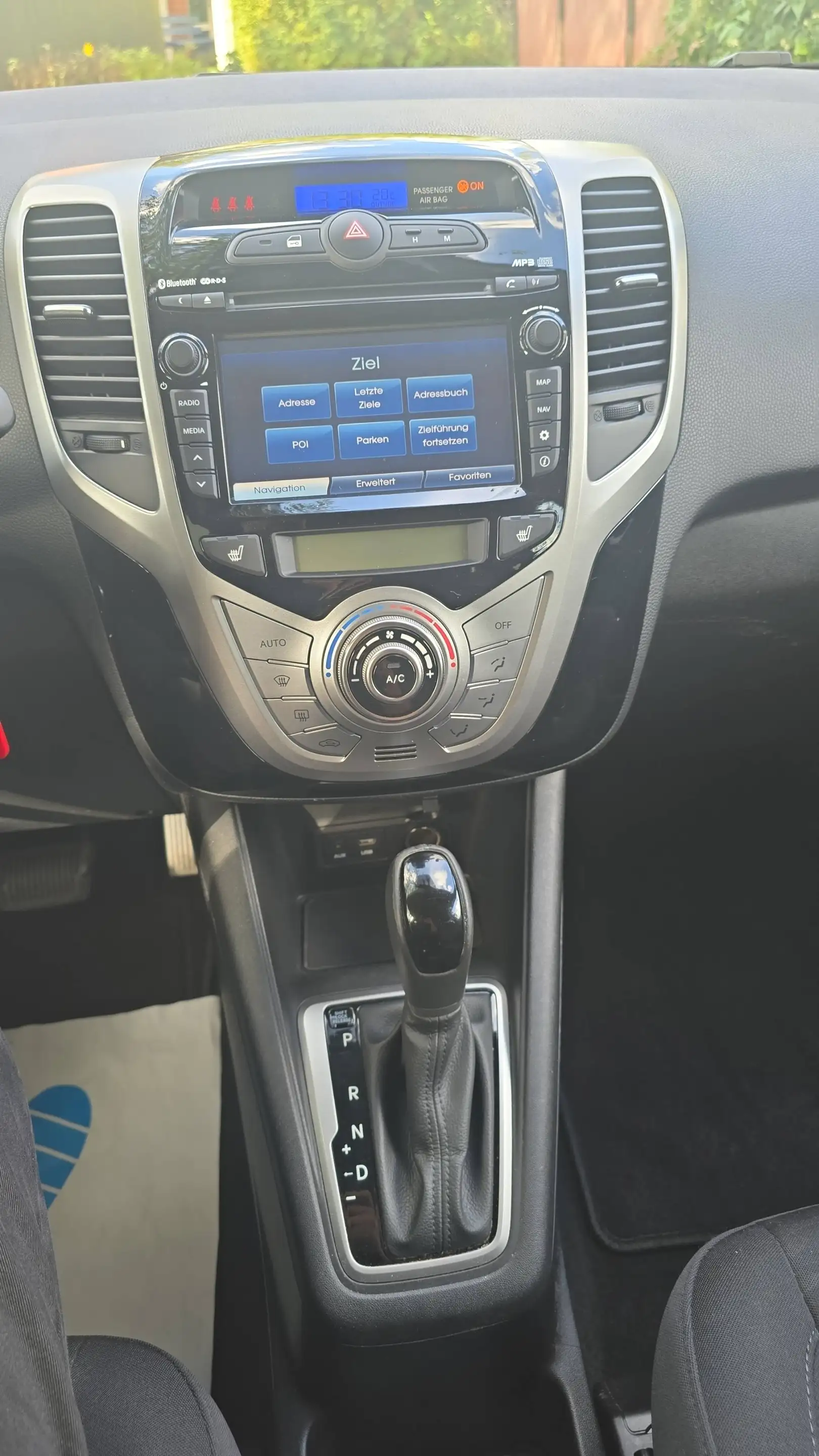 Hyundai iX20 ix20 1.6 Automatik Style,Erste Hand. — photo 9