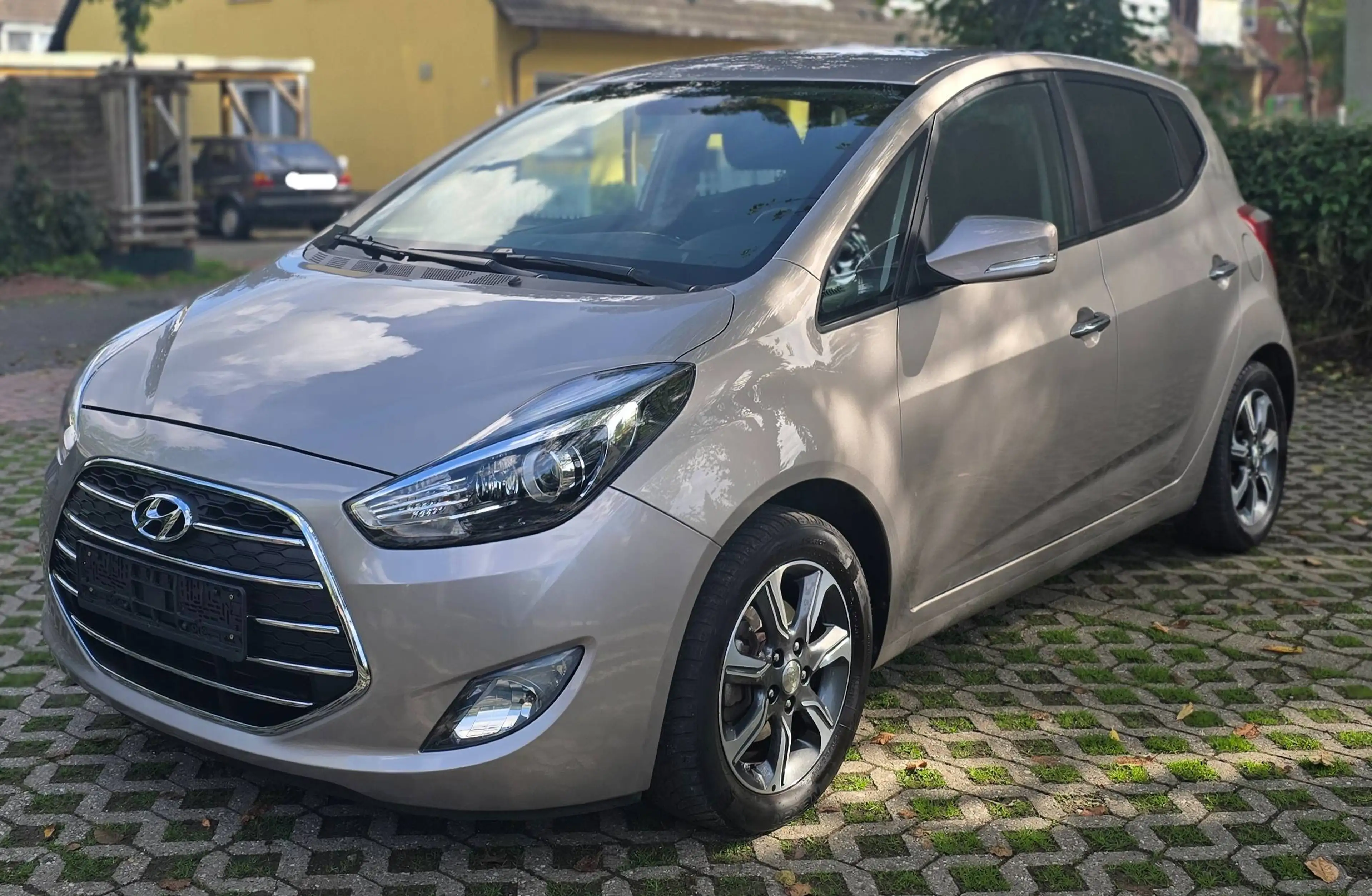 Hyundai iX20 ix20 1.6 Automatik Style,Erste Hand. — photo 13