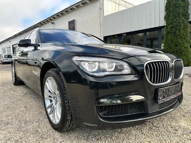 BMW 750 Li xDrive M SPORT*FACELIFT*HUD*SOFT*MASSAGE*