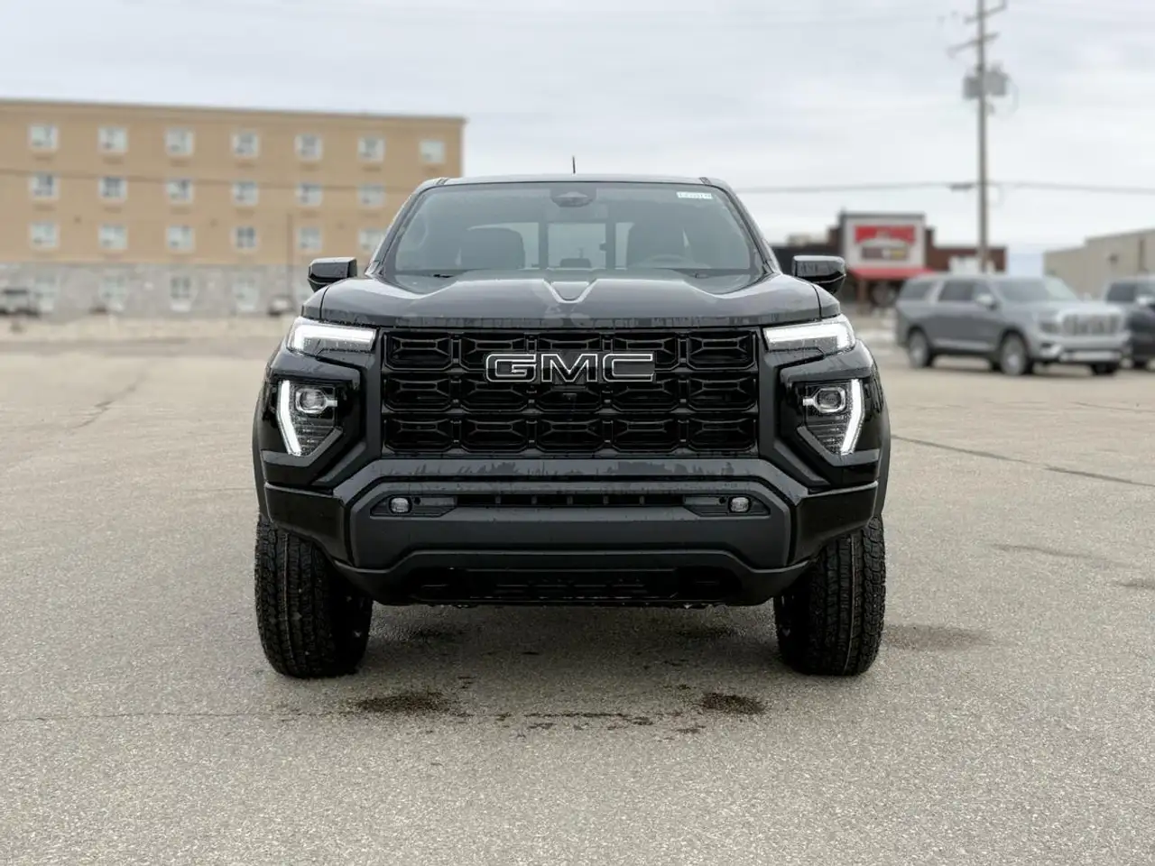 GMC Canyon снимка GMC Canyon