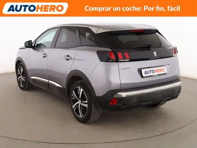 Peugeot 3008 view 4