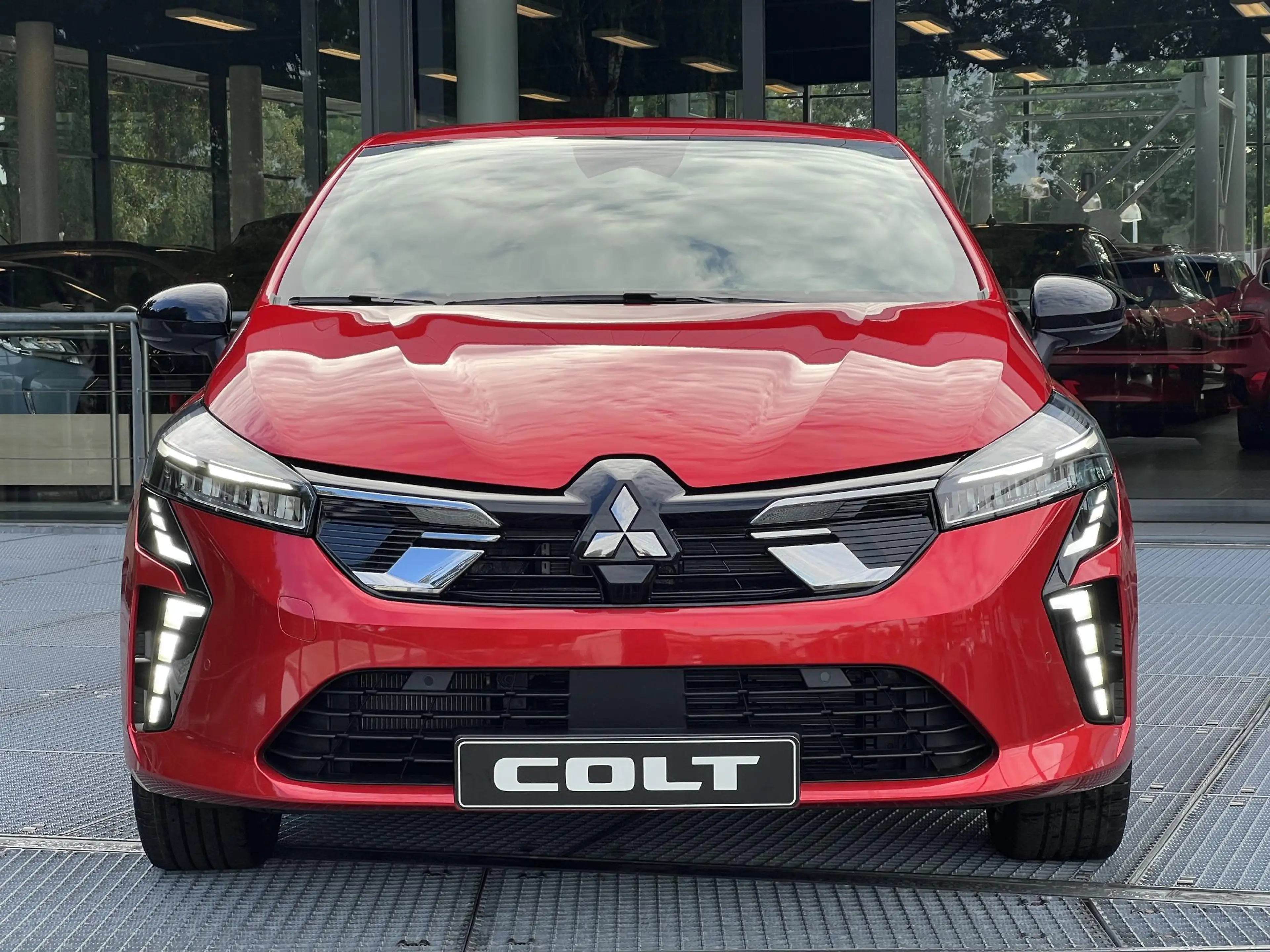 Mitsubishi Colt 1.6 HEV Intense+ Afneembare trekhaak — photo 20